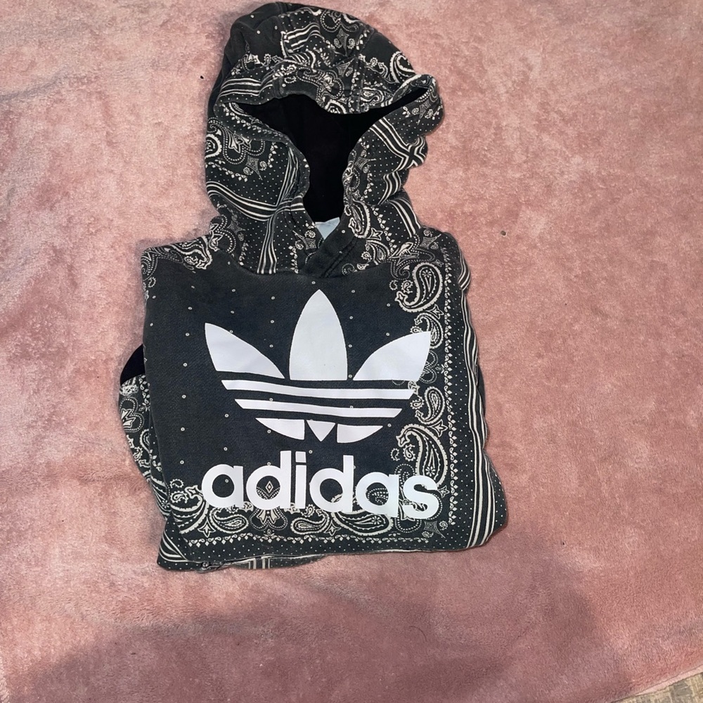 Adidas sweat shirt